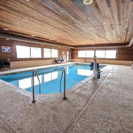 Cobblestone Inn & Suites - Merrill Kültér fotó