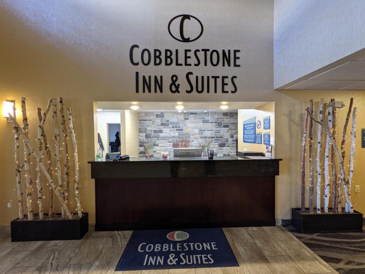 Cobblestone Inn & Suites - Merrill Kültér fotó