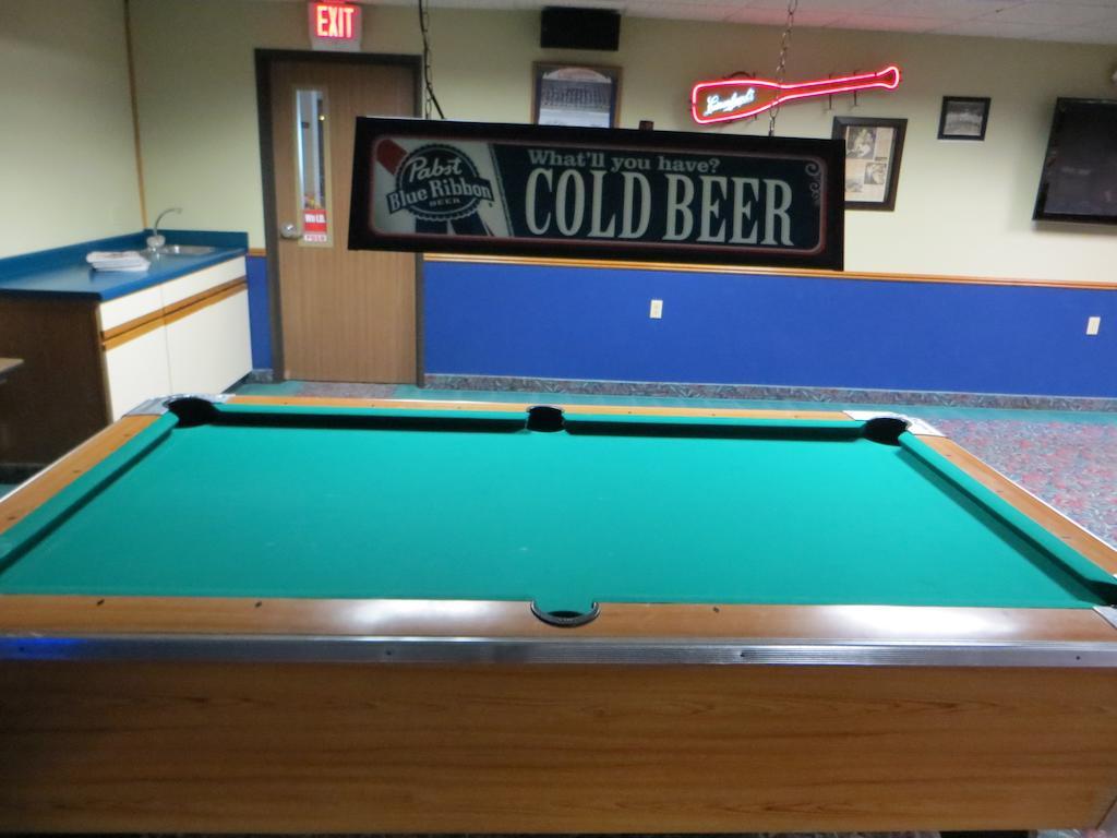 Cobblestone Inn & Suites - Merrill Kültér fotó