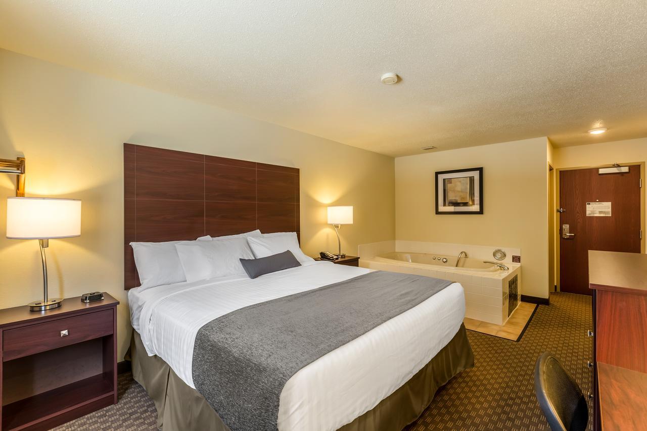 Cobblestone Inn & Suites - Merrill Kültér fotó